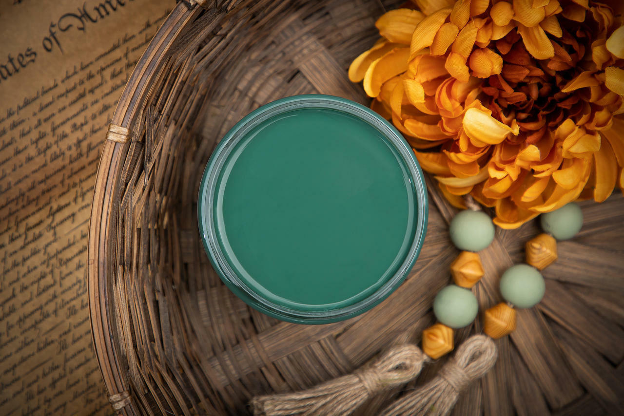 Dixie Belle Palmetto Chalk Mineral Paint
