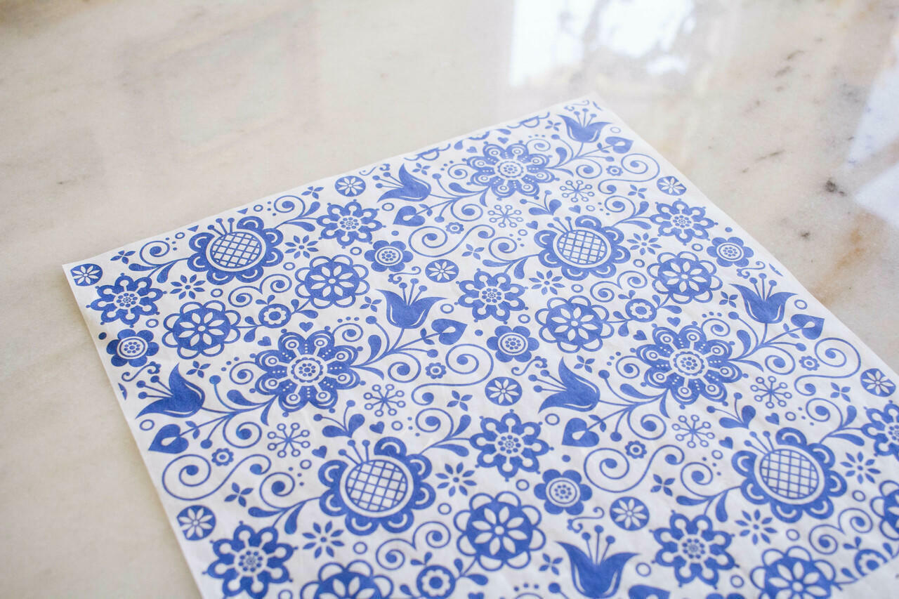 Dixie Belle Blue Glass Ornate - Rice Decoupage Paper
