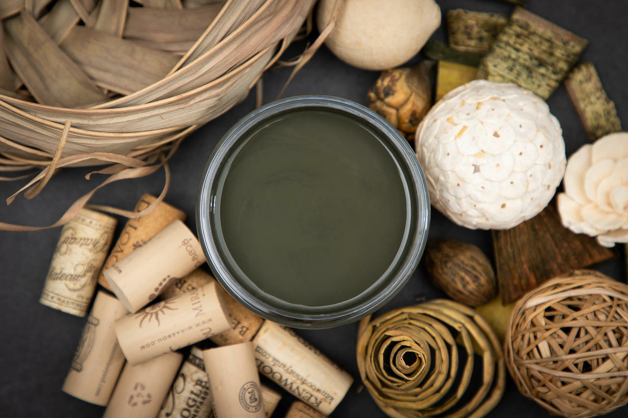 Dixie Belle Collard Greens Chalk Mineral Paint
