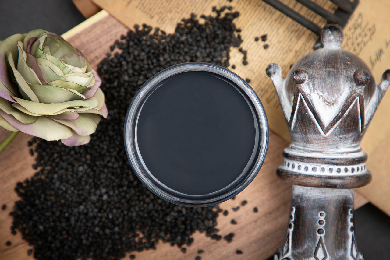 Dixie Belle Midnight Sky Chalk Mineral Paint