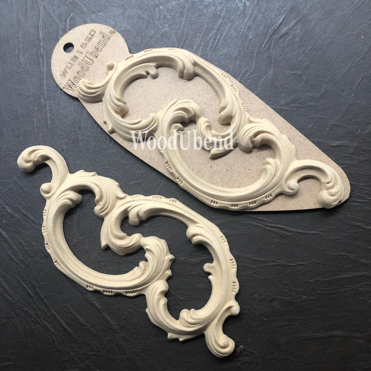 Dixie Belle Ring Applique #1520 (set of 2)